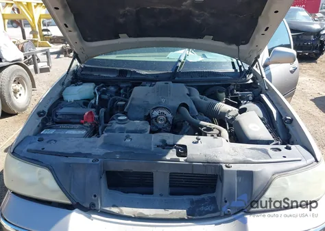 2003 Lincoln Town Car Executive из США, поврежденный, VIN 1LNHM81W93Y630836